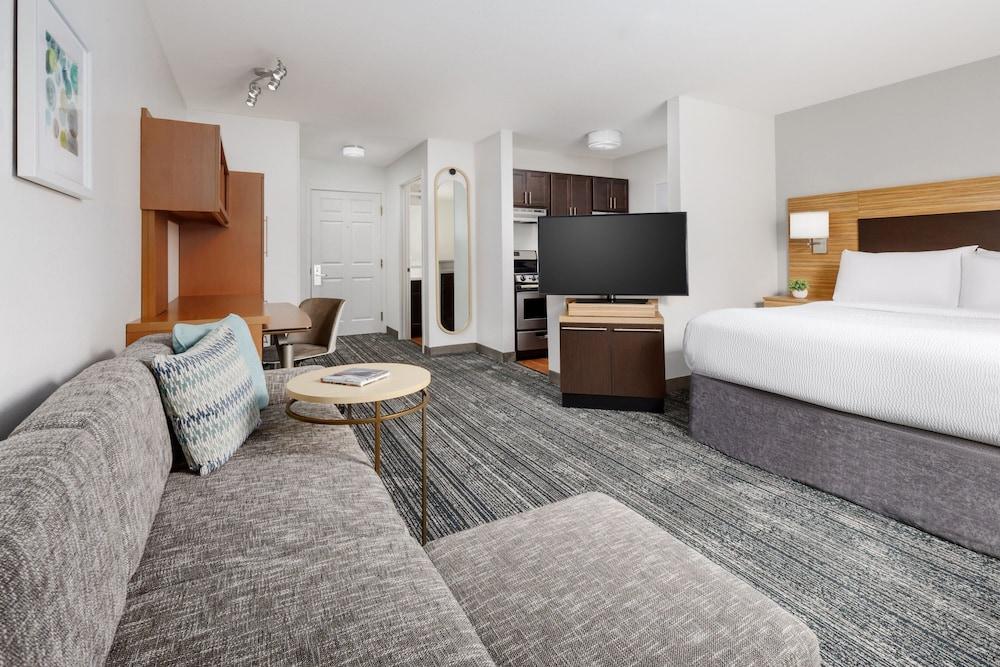 TownePlace Suites by Marriott Manchester photo 13