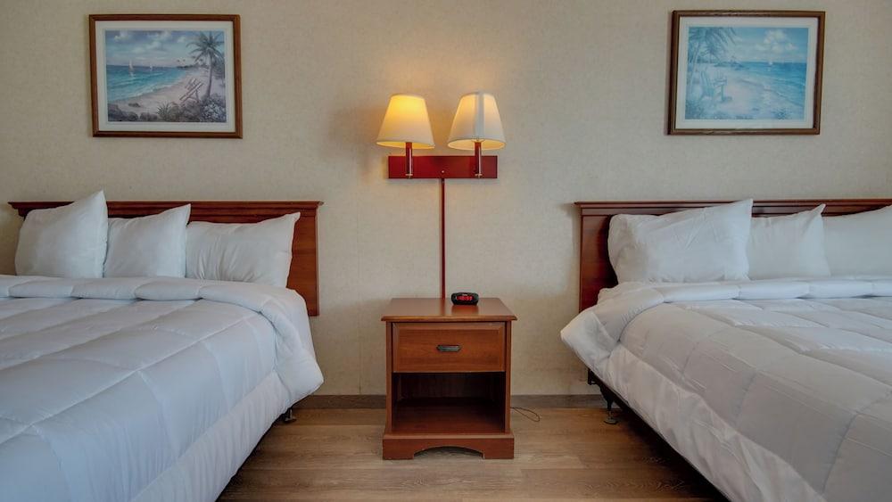 Ocean 1 Hotel and Suites photo 8