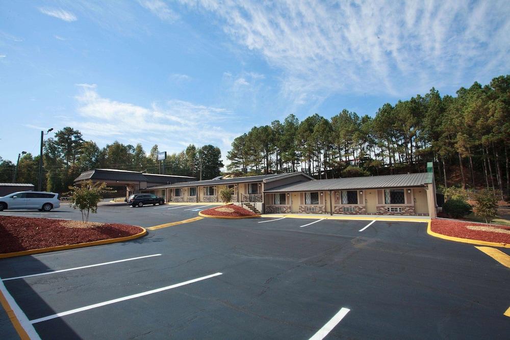 Travelodge by Wyndham Macon West photo 26
