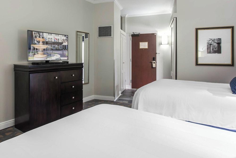 The Riverfront Hotel New Orleans photo 45