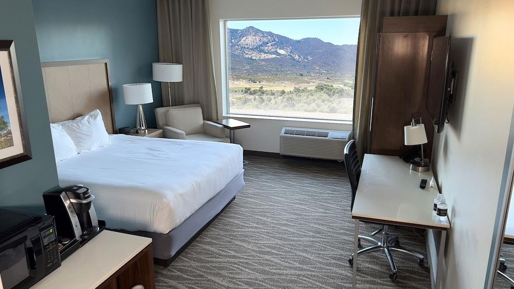 Cahuilla Casino Hotel photo 9
