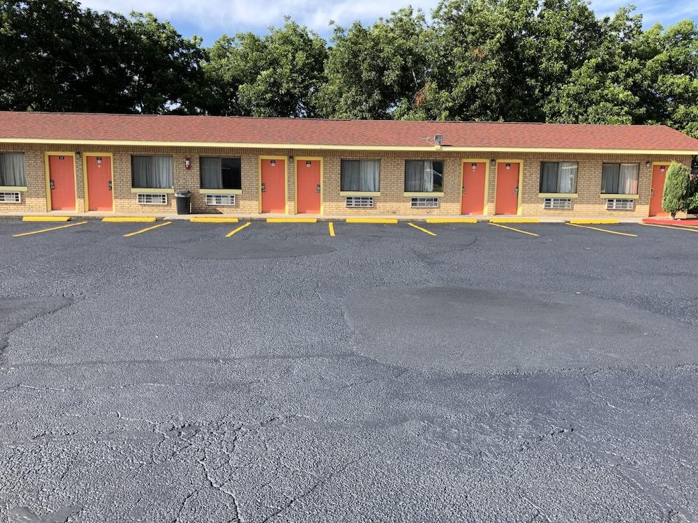 De Leon Inn photo 21
