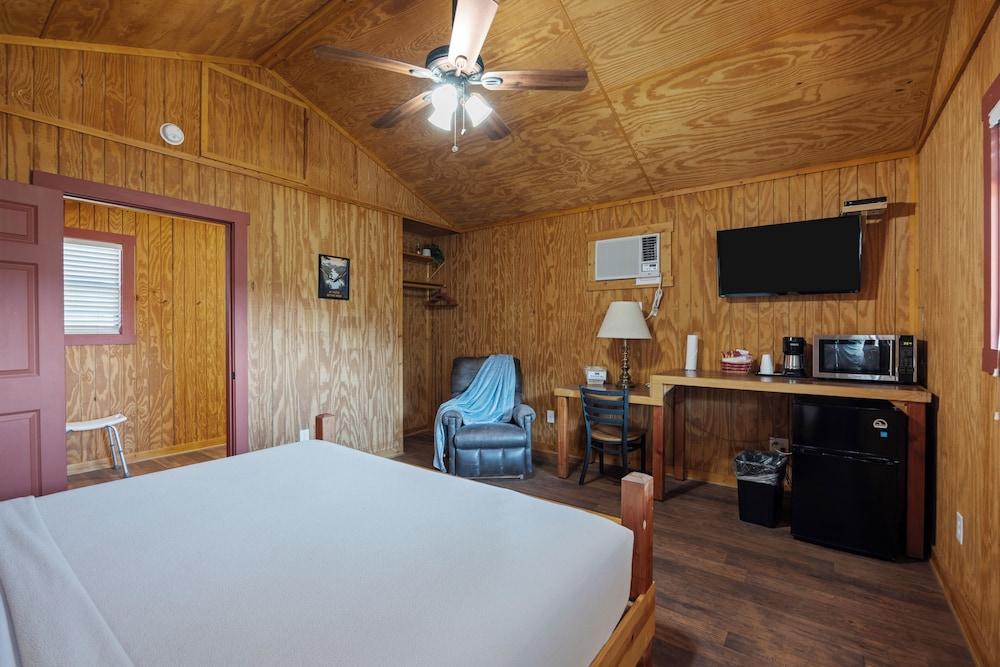 Texas Hill Country Resort photo 38