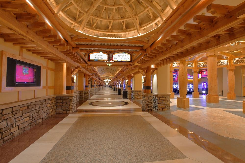 Four Winds Casino Resort – New Buffalo photo 19