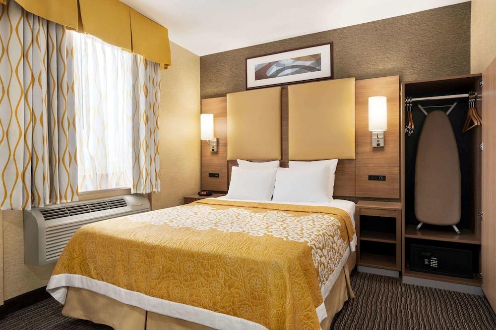 Days Inn by Wyndham Brooklyn photo 19