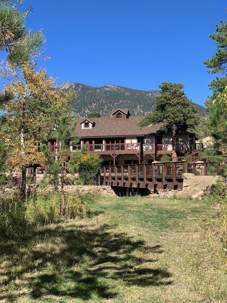 The Landing at Estes Park - Riverside Retreat photo 93