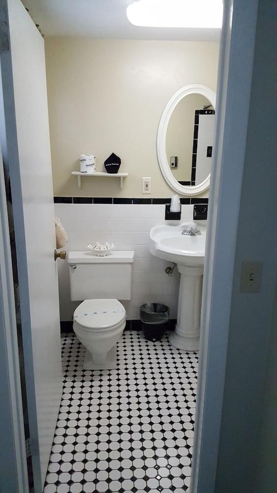 Southfleet Motor Inn photo 39