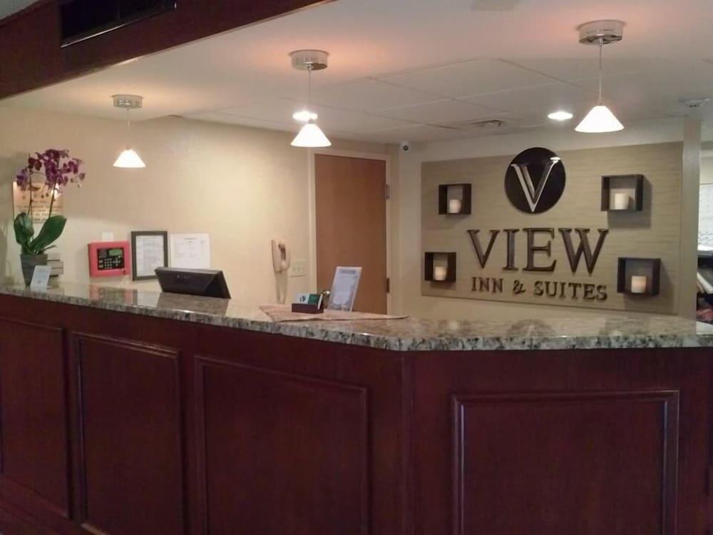 The View Inn & Suites photo 3
