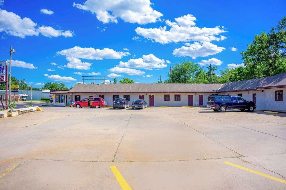 The Inn by El Dorado Lake photo 30