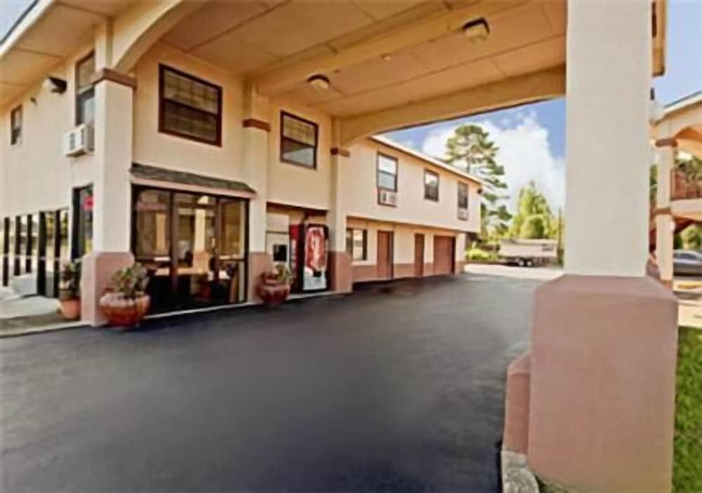 Apple Tree Inn Tyler Lindale photo 27