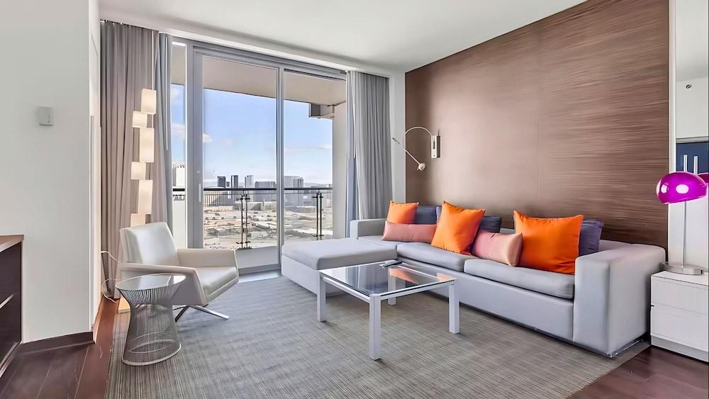 Vista Balcony Bliss Palms Place Strip Suite Hotel/Resort & Casino photo 9
