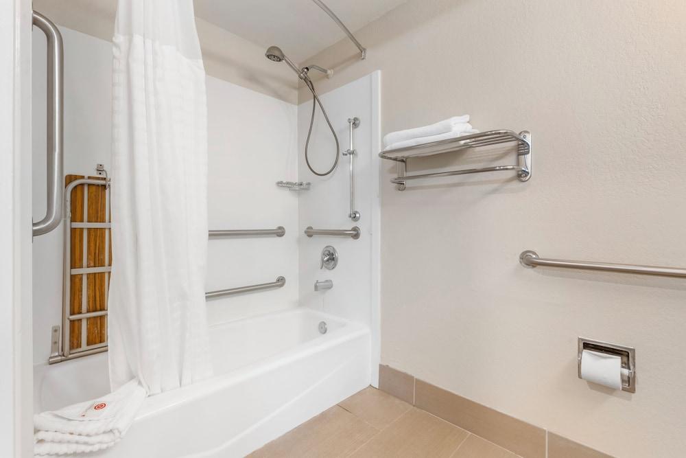 Comfort Inn Arcata - Humboldt Area photo 27