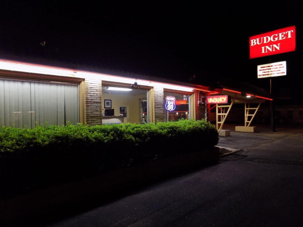 Budget Inn photo 12