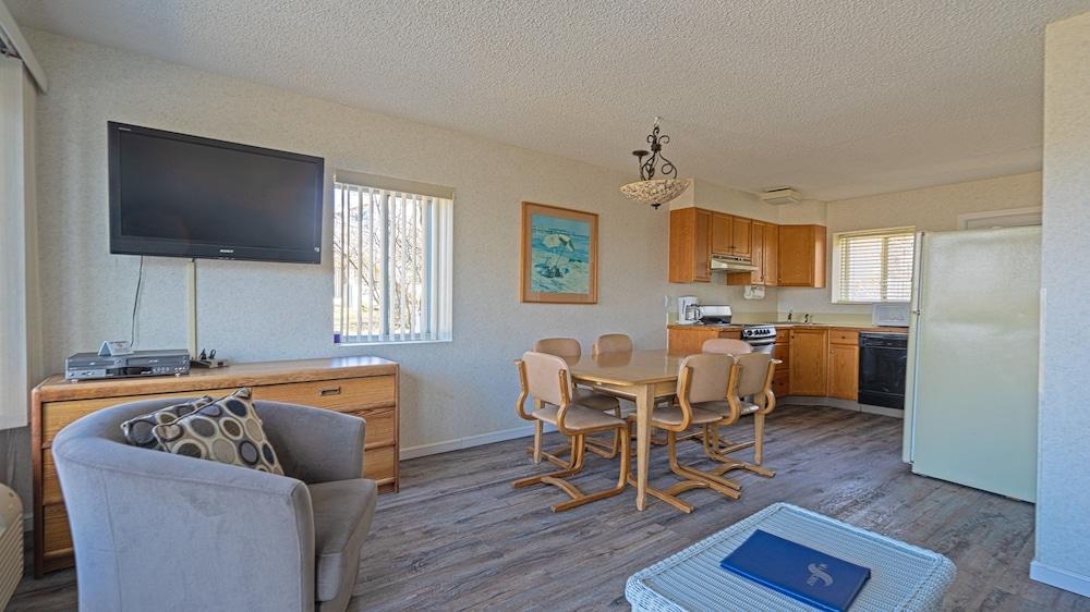 Sea Crest Resort photo 25