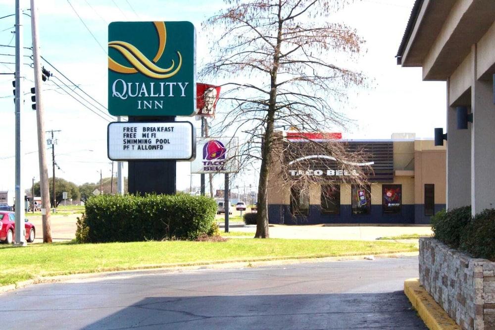 Quality Inn Indianola photo 58