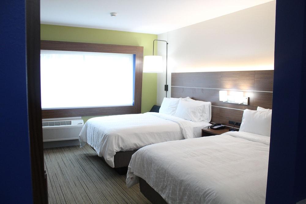 Holiday Inn Express & Suites Latta by IHG photo 39