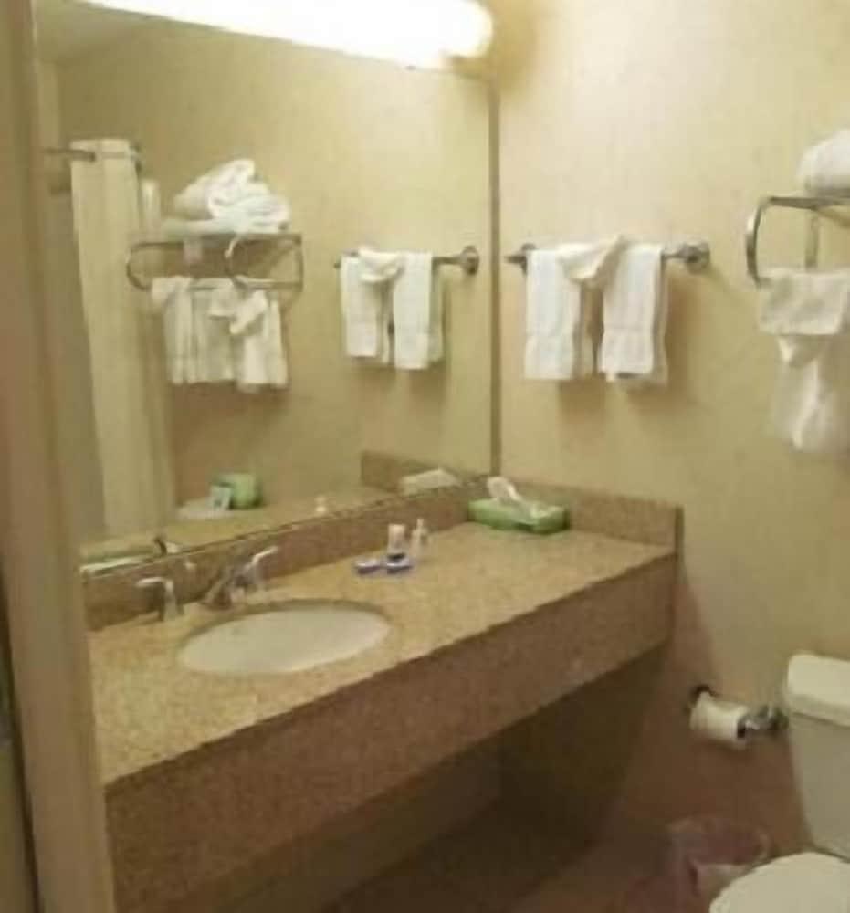 Grand Harbor Resort and Waterpark photo 20