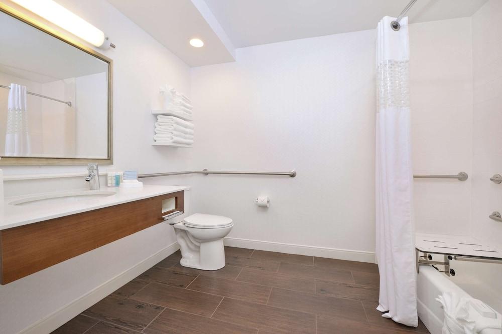 Hampton Inn Martinsburg photo 50