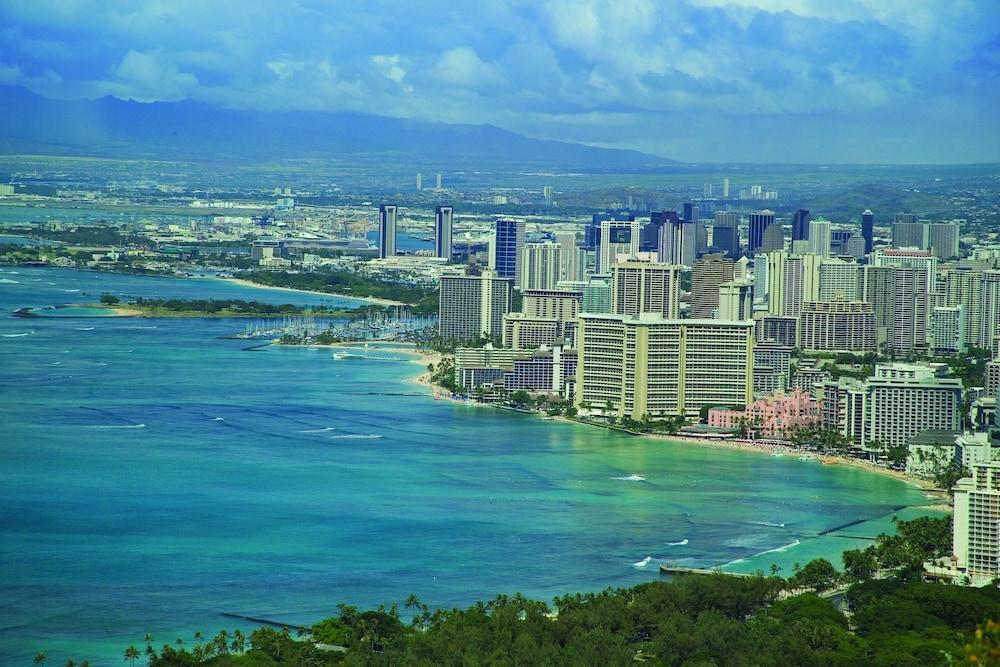 Waikiki Marina Resort at the Ilikai photo 27