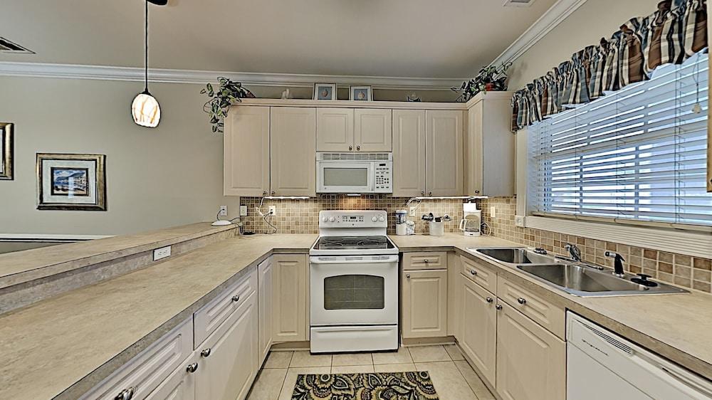 Myrtlewood Villas photo 23