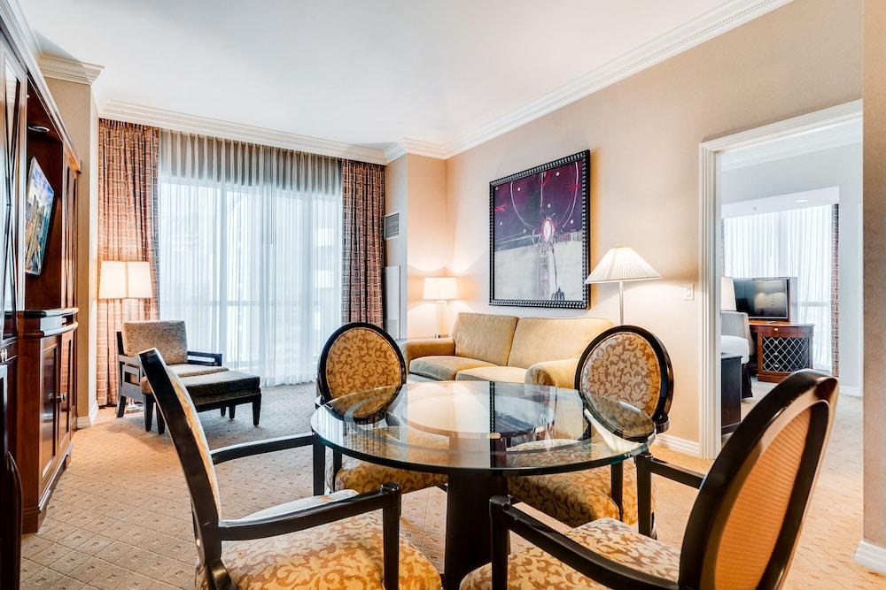 Jet Luxury Resorts @ The Signature Condo Hotel photo 53