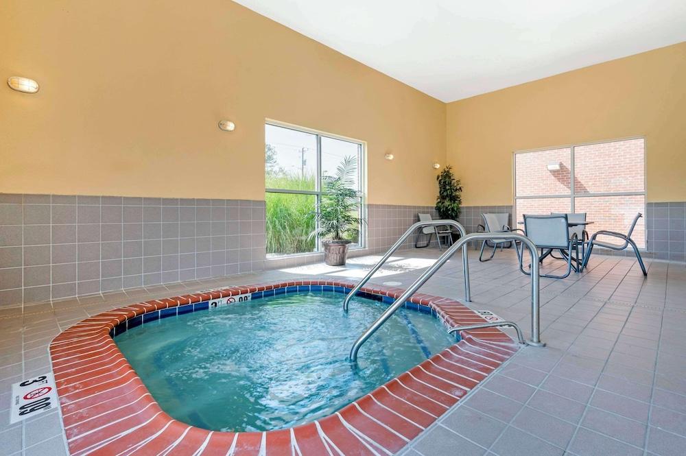 Comfort Suites French Lick photo 22