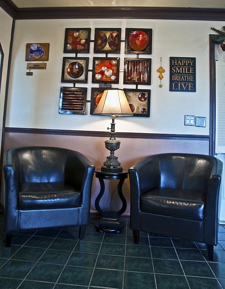 The Regency Inn photo 4
