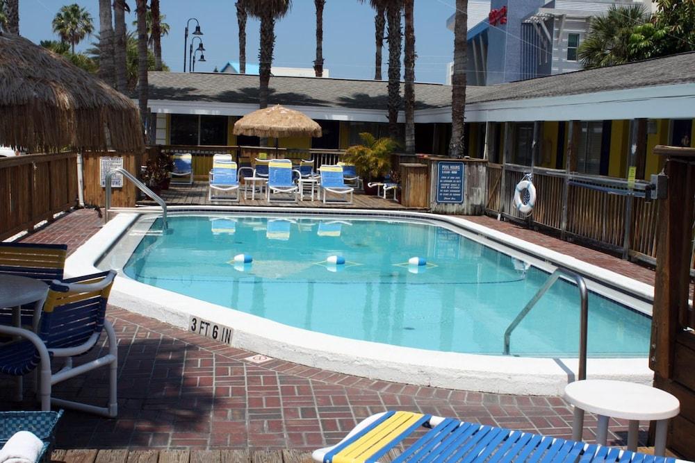 Barefoot Bay Resort & Marina photo 33