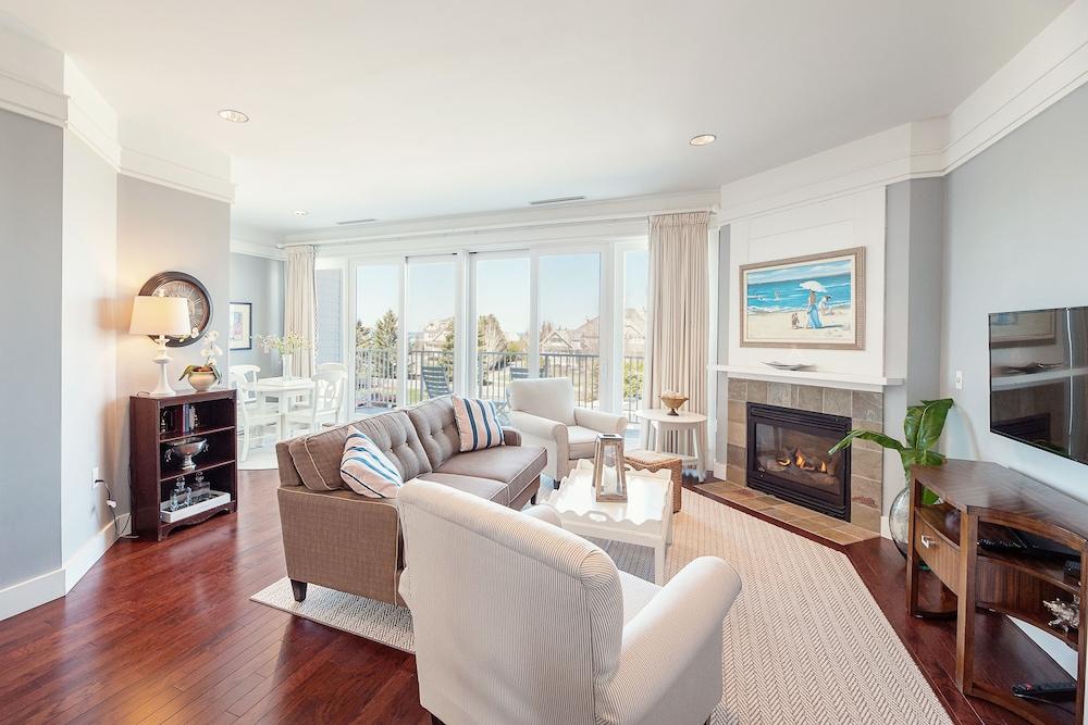 Village Suites Bay Harbor photo 53