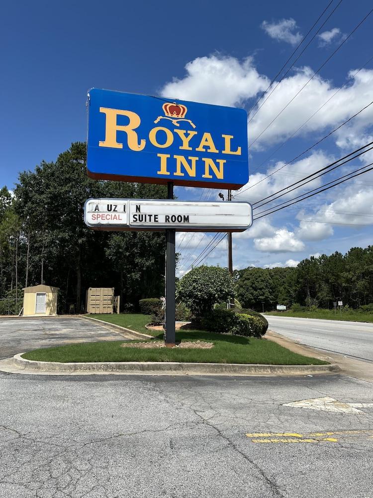 Royal Inn & Suite photo 22
