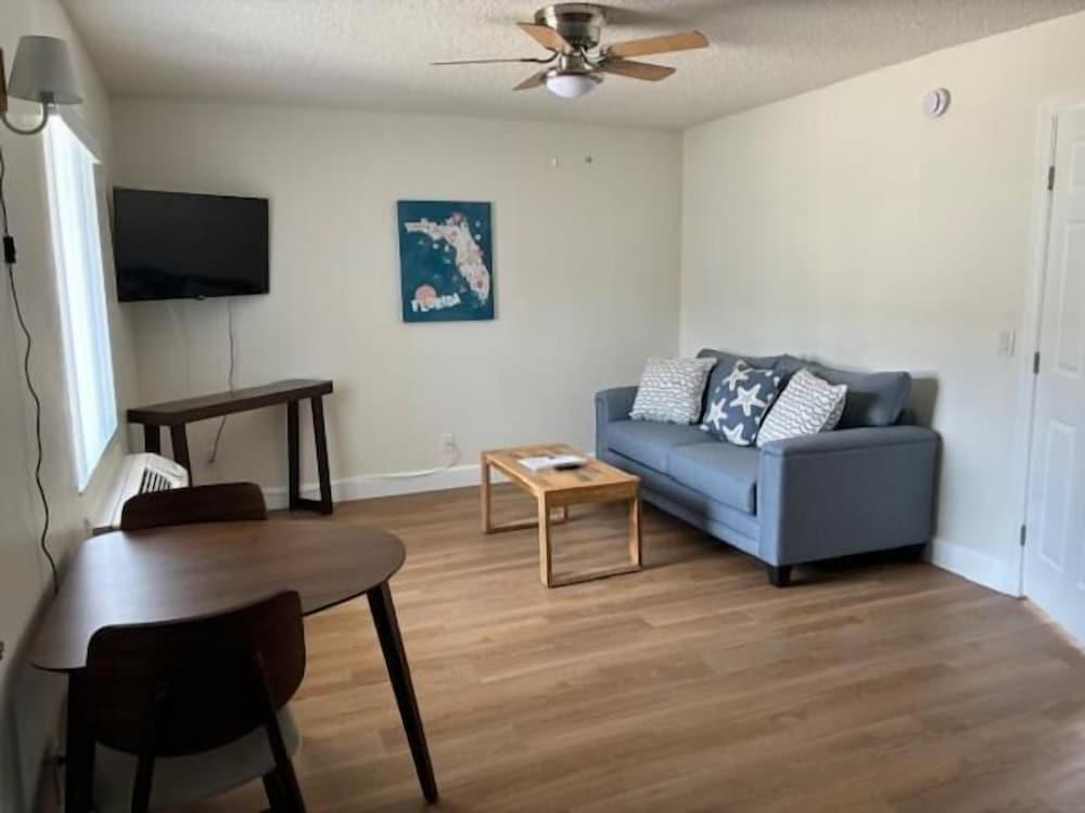 Sea Breeze Inn photo 6