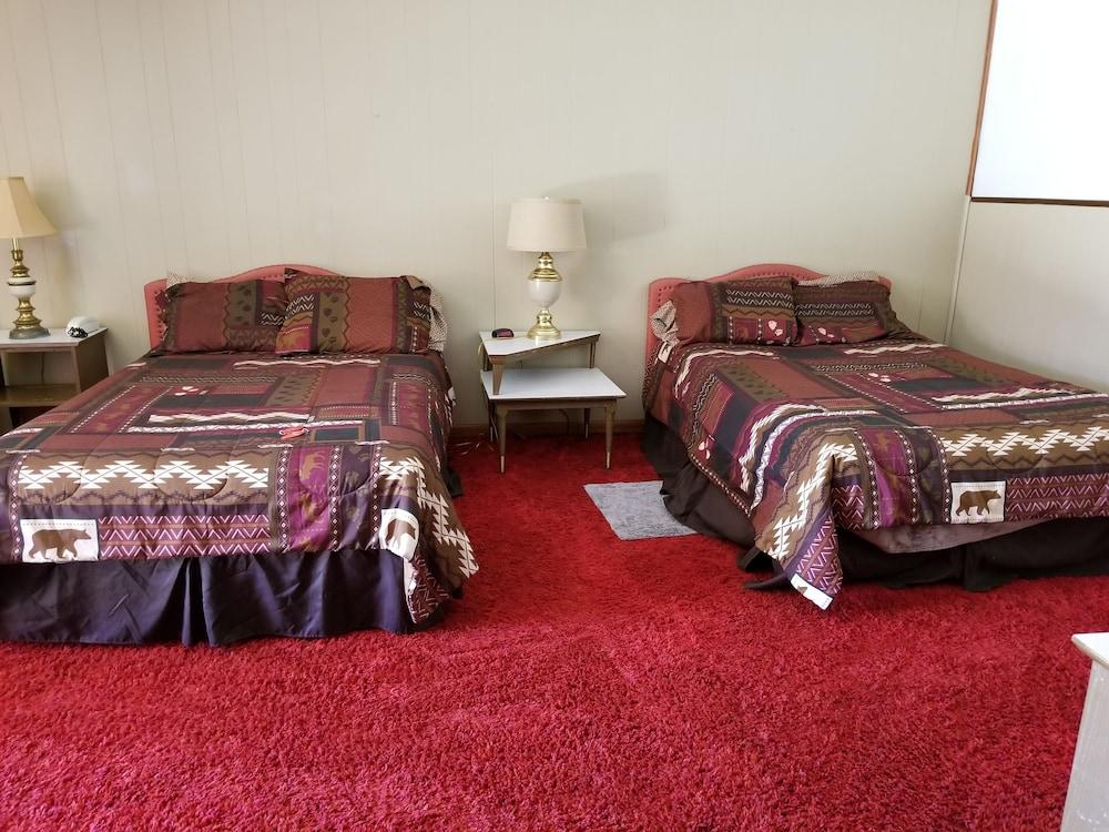 Duffer Motel photo 61