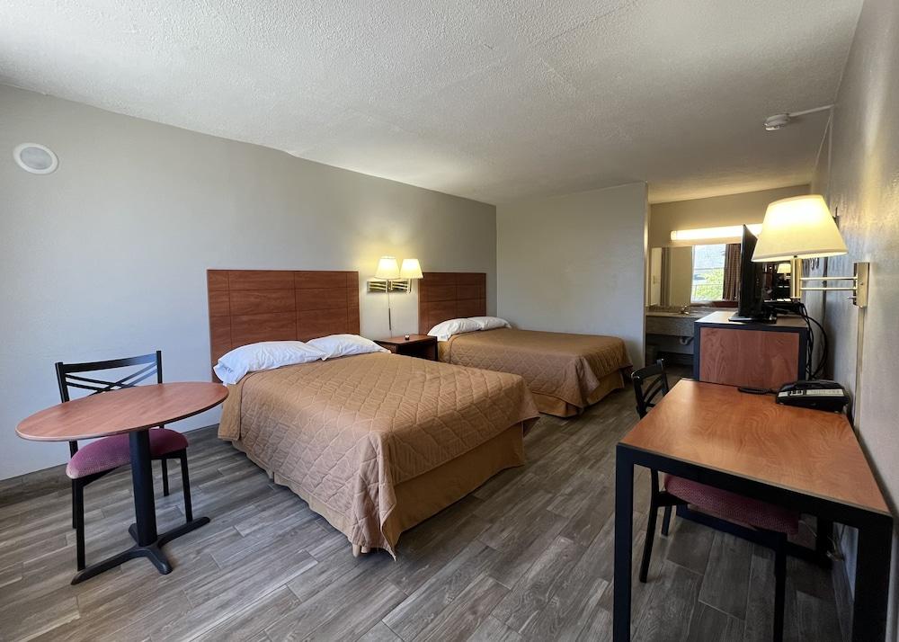 EZ Travel Inn photo 3