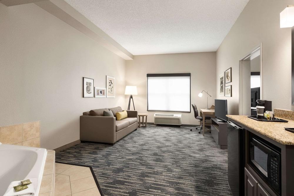 Country Inn & Suites by Radisson, Boise West - Meridian photo 8