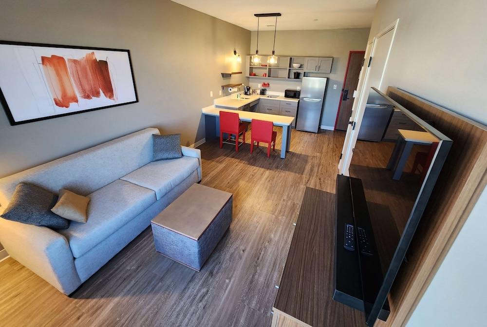 Hawthorn Extended Stay by Wyndham Del Rio photo 15