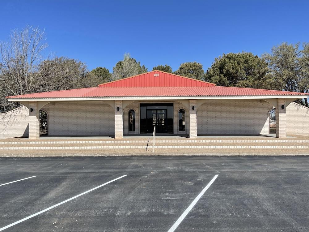 The Armadillo Hotel photo 1