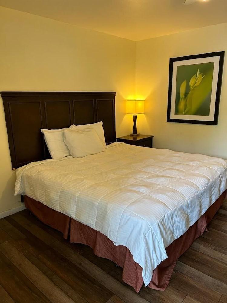 Country Place Inn And Suites photo 11