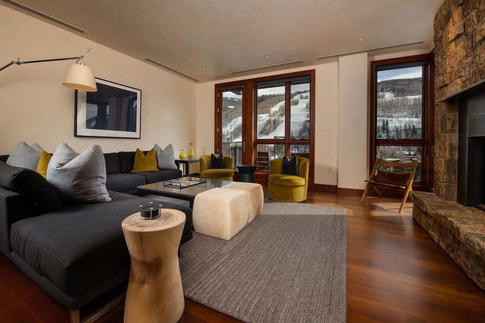 Solaris Residences photo 62