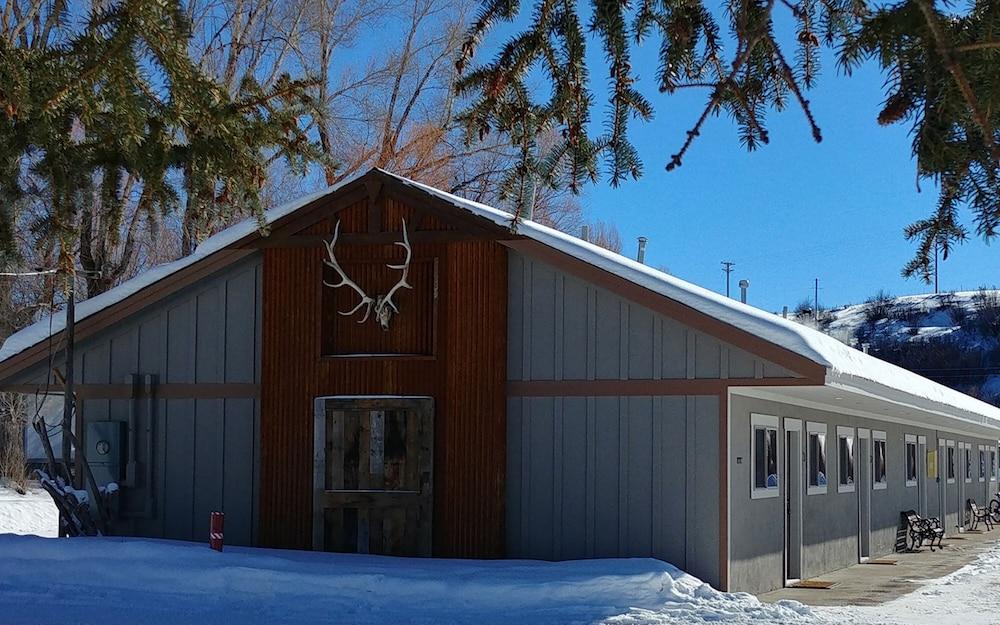 The Lodges of Oak Creek photo 40