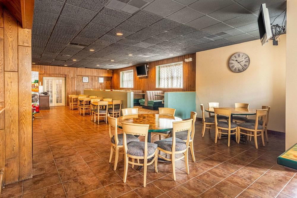 Quality Inn & Suites Virginia MN photo 22