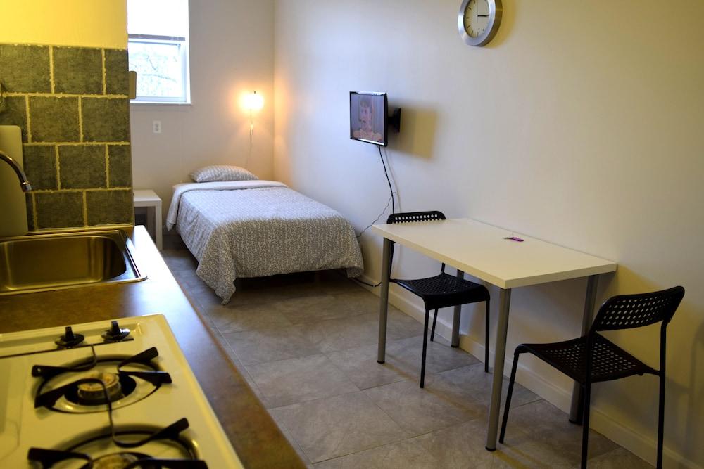 Veterans Park Hotel photo 45