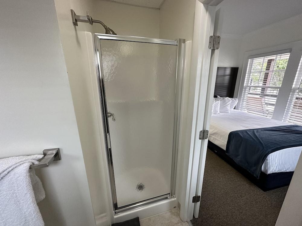 The Wellington Hotel & Suites Oceanblock photo 22