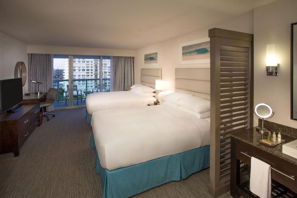 Doubletree Resort by Hilton Hollywood Beach photo 8