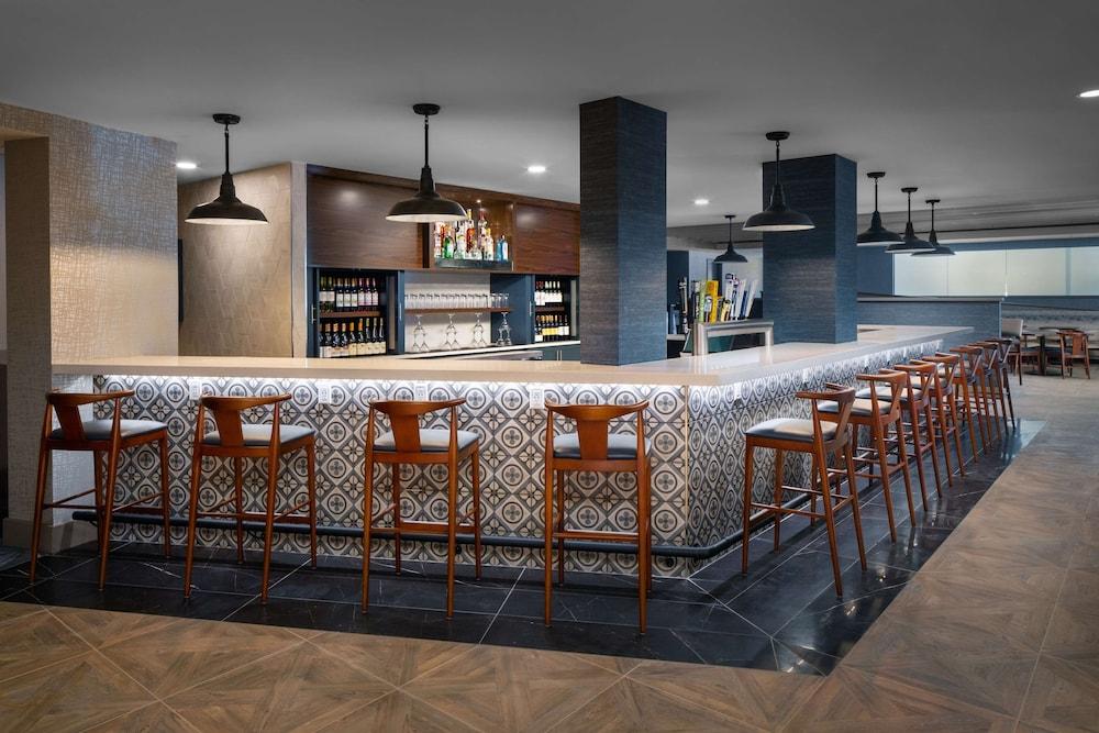 DoubleTree by Hilton Ann Arbor North photo 19