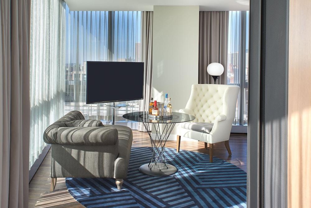 W Boston, a Marriott Hotel photo 2
