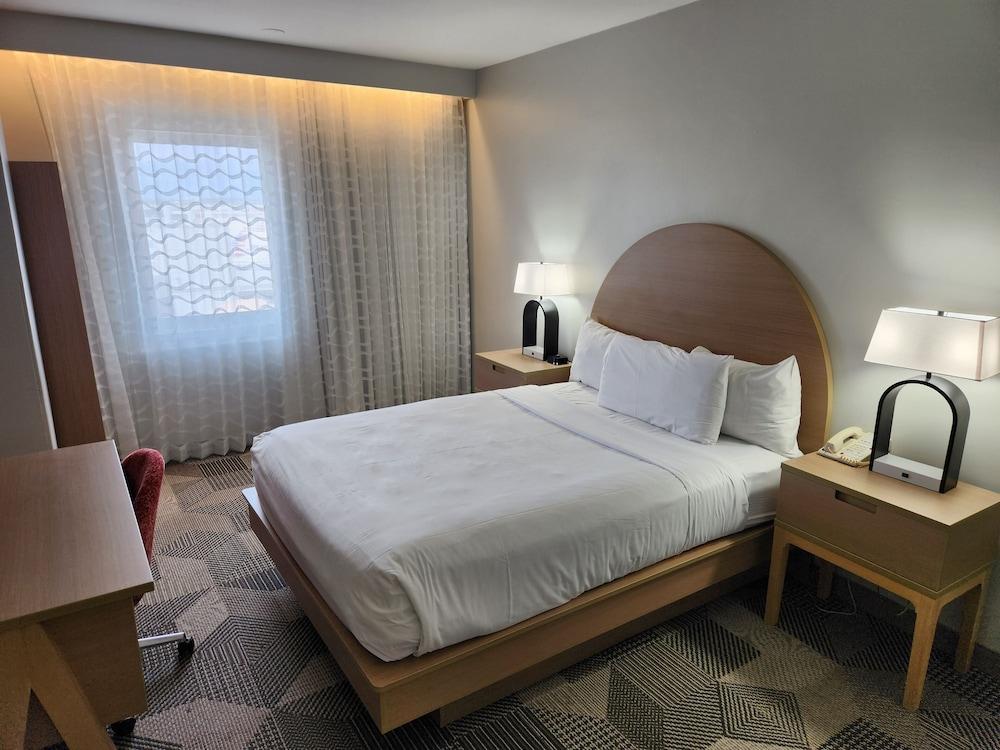 Miami International Airport Hotel photo 2