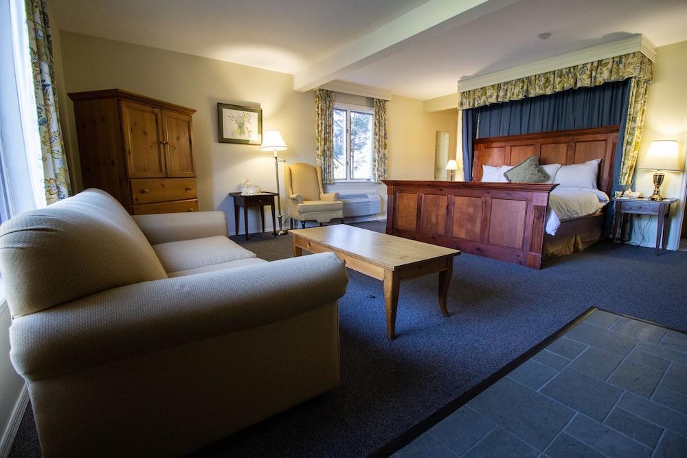 Delamater Inn photo 67