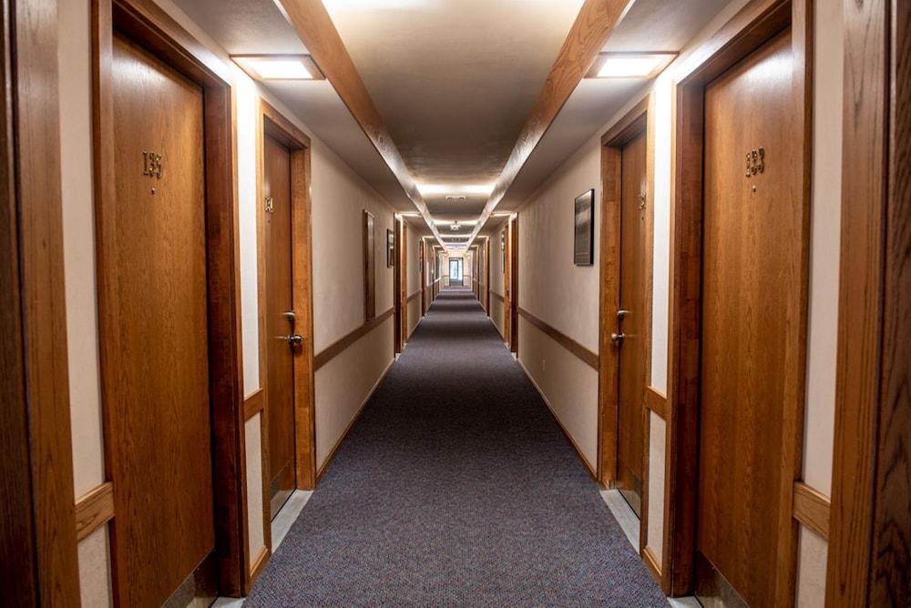 Spring Valley Inn photo 37