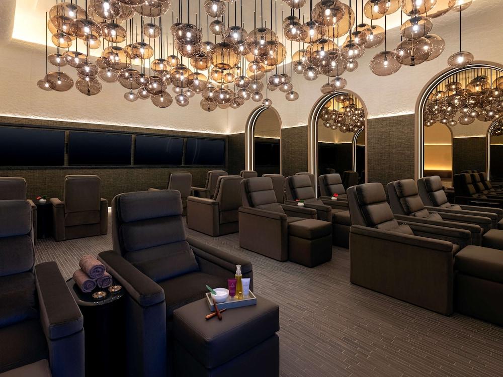 Conrad Las Vegas at Resorts World photo 16