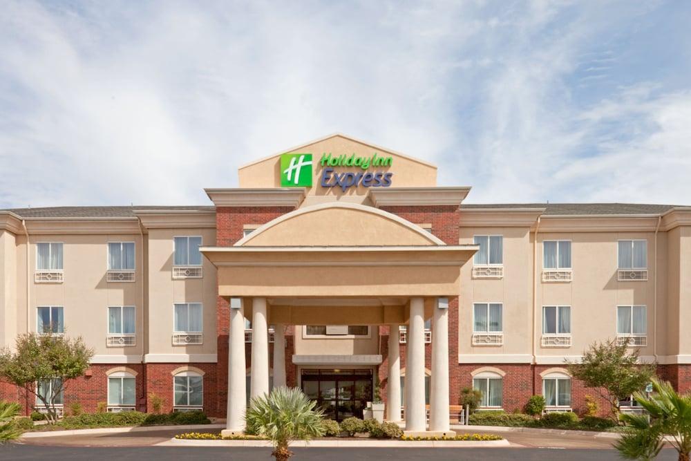 Holiday Inn Express Hotel & Suites San Angelo by IHG photo 1